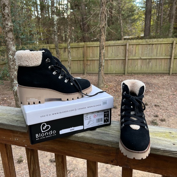 Blondo Shoes - NEW  New in Box Blondo Devin Waterproof Combat Hiking Boot size 6.5 NWT